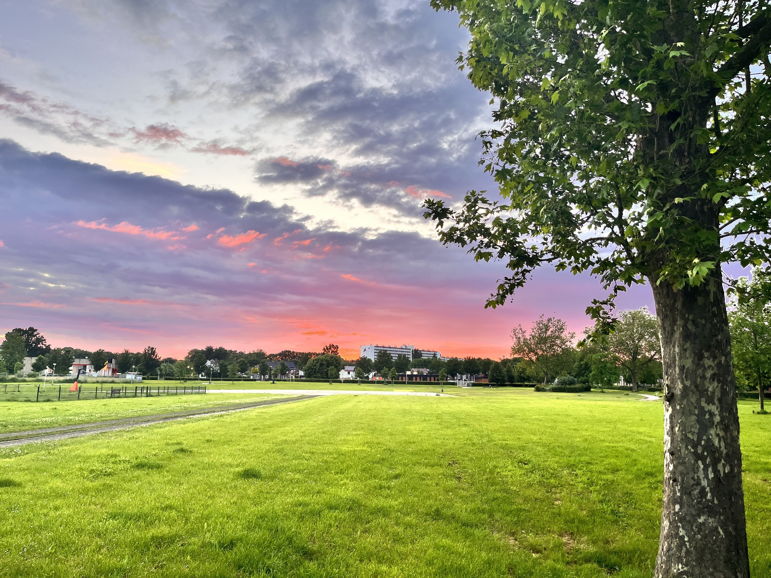 Zonsondergang in Sittard 3 - Farid Askari